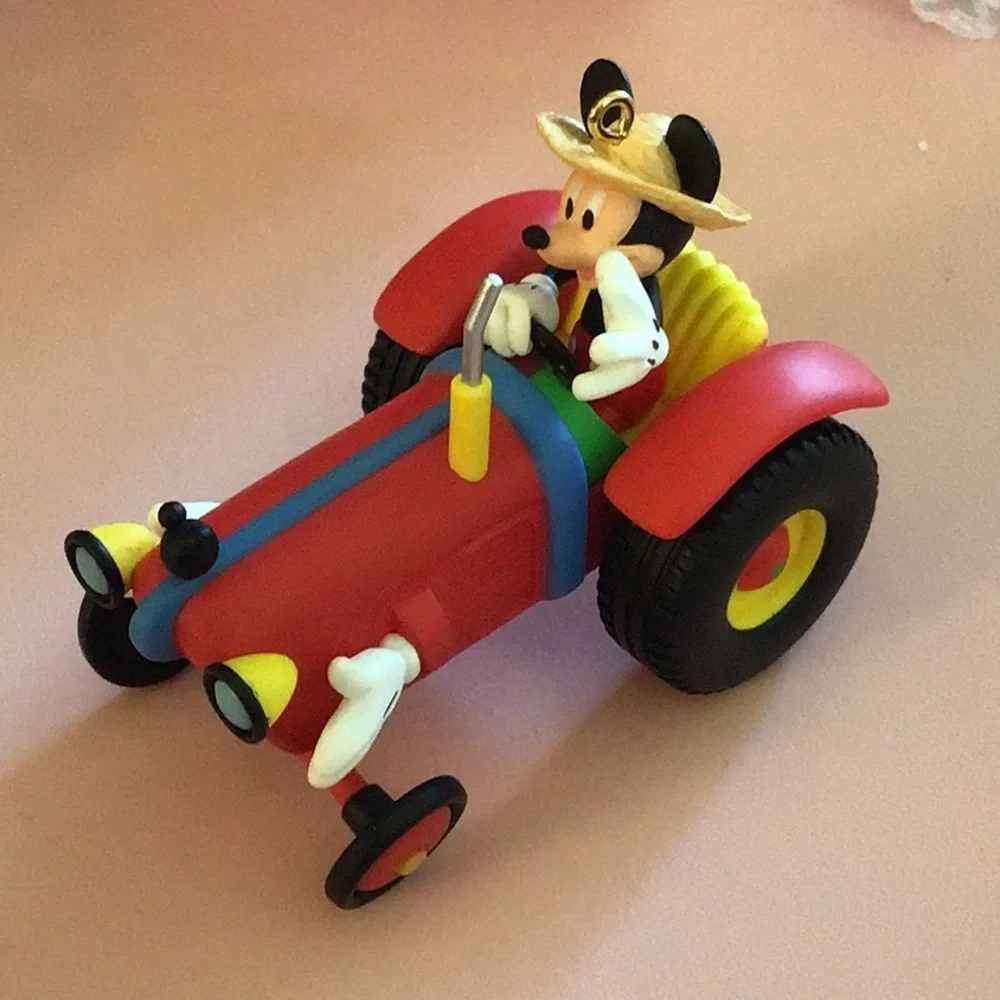 Hallmark Keepsake Disney Ornament Mickey Down on the Farm - Picture 3 of 3
